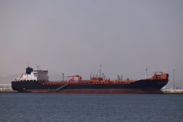 Oil steady as investors weigh renewed US-Iran fighting